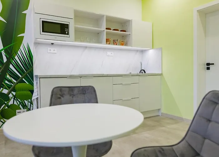 Vanilla Apartment *